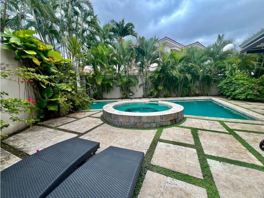 Πολυτελή κατοικία σε Juan Díaz, Distrito de Antón