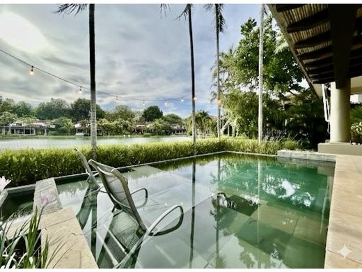 Antón, Distrito de Antónの高級住宅