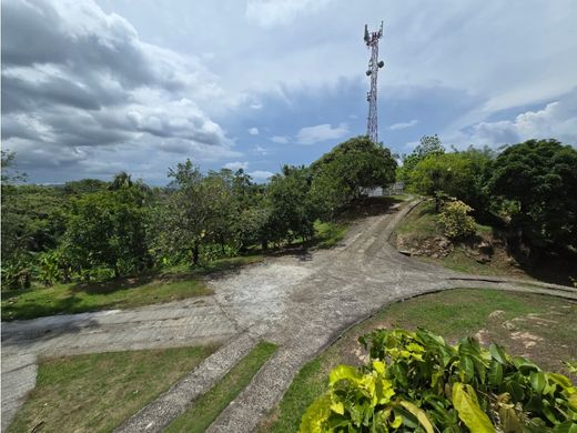 Land in Chilibre, Distrito de Panamá