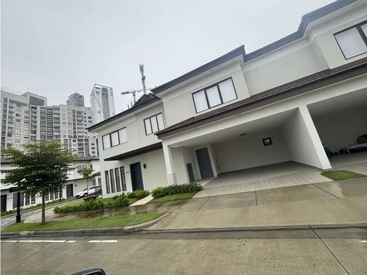 منزل ﻓﻲ بنما (مدينة), Distrito de Panamá