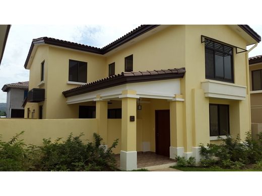 豪宅  Miraflores, Distrito Penonomé