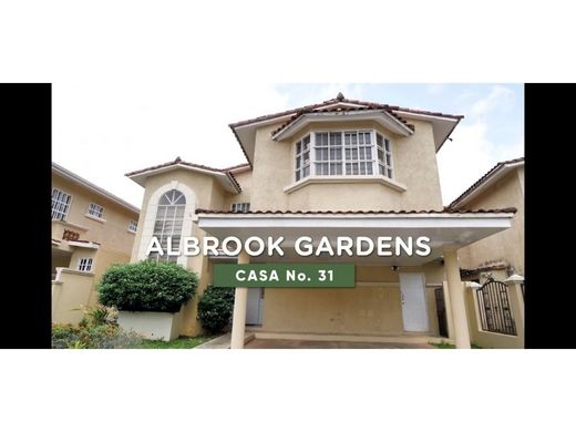 호화 저택 / Albrook, Distrito de Panamá