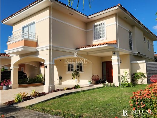 Luxury home in Panama City, Distrito de Panamá