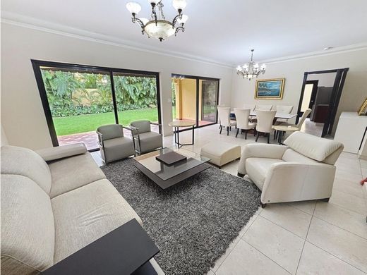 Luxury home in Juan Díaz, Distrito de Antón