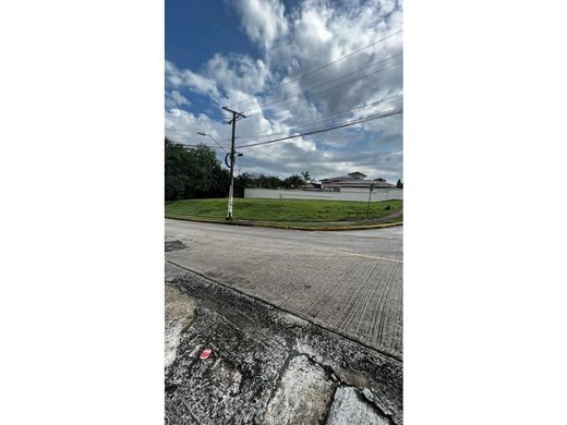 Land in Albrook, Distrito de Panamá