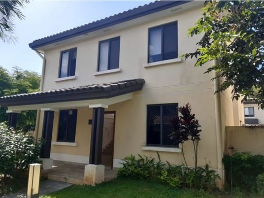 Πολυτελή κατοικία σε Arraiján, Distrito Arraiján