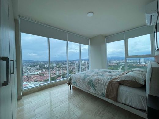 Daire Juan Díaz, Distrito de Antón