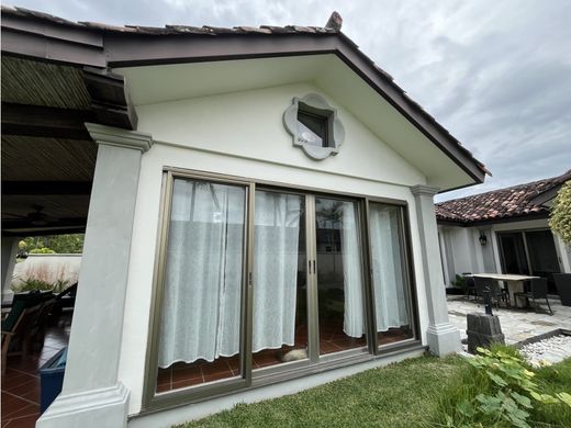 Luksusowy dom w Antón, Distrito de Antón