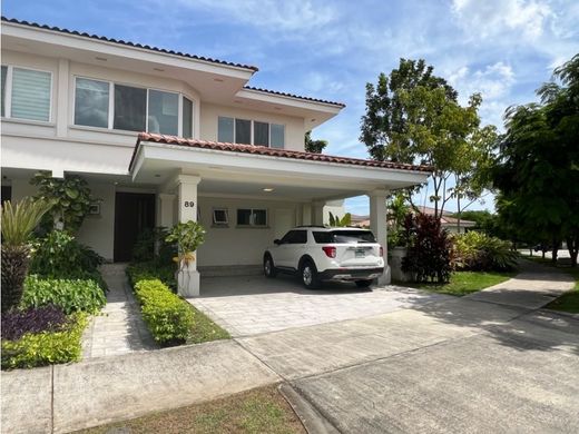 Luxe woning in Juan Díaz, Distrito de Antón