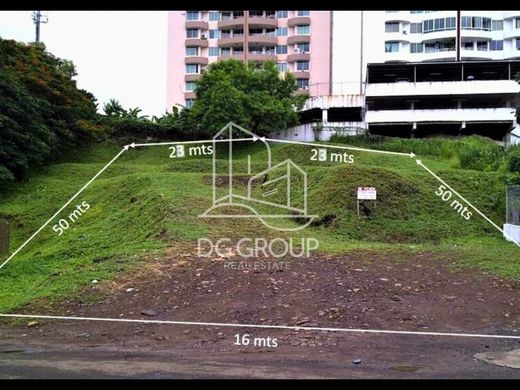 パナマシティ, Distrito de Panamáの土地