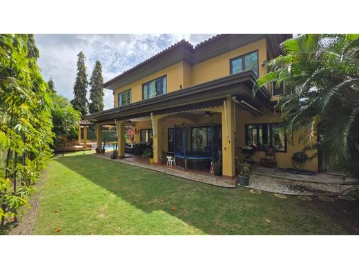 Maison de luxe à Juan Díaz, Distrito de Antón