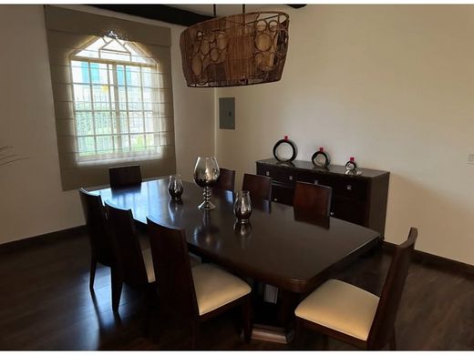 Luxury home in Llano Bonito, Distrito de Chitré