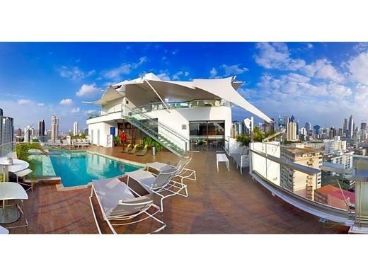 Albergo a Bella Vista, Distrito de Donoso