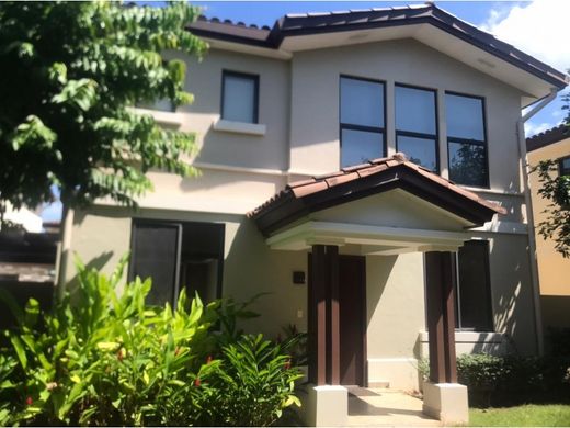 Luxury home in Arraiján, Distrito Arraiján