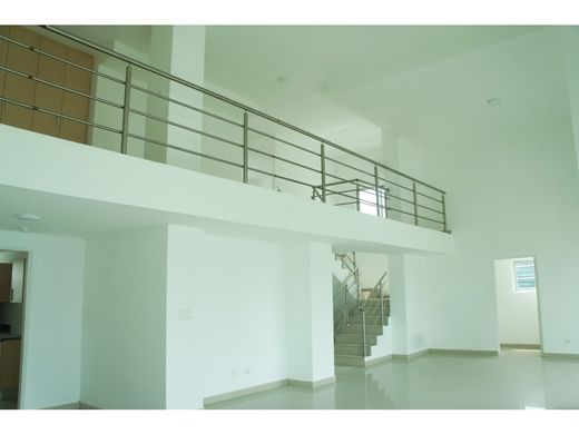 パナマシティ, Distrito de Panamáのアパートメント