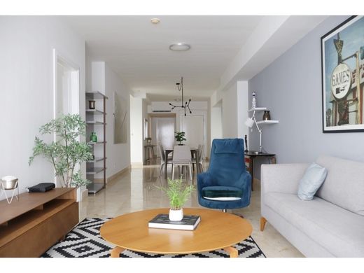 Piso / Apartamento en Bella Vista, Distrito de Donoso