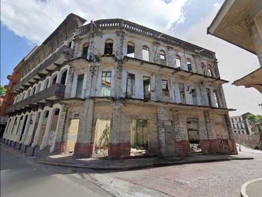 Residential complexes in Panama City, Distrito de Panamá