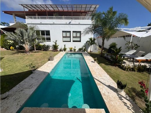 Casa di lusso a San Carlos, Distrito de San Carlos