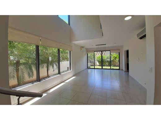 Luxury home in Arraiján, Distrito Arraiján