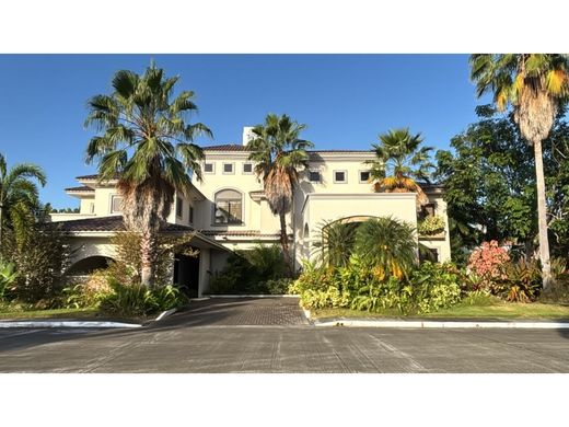 Luxury home in Juan Díaz, Distrito de Antón