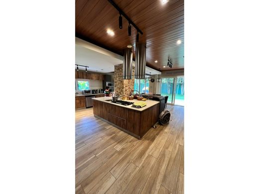 Luxury home in Juan Díaz, Distrito de Antón