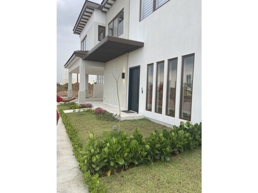 Casa di lusso a Panamá, Distrito de Panamá