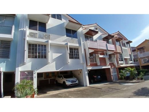 Luxury home in Panama City, Distrito de Panamá