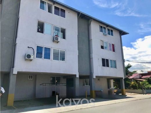 Wohnkomplexe in Río Abajo, Distrito de Panamá