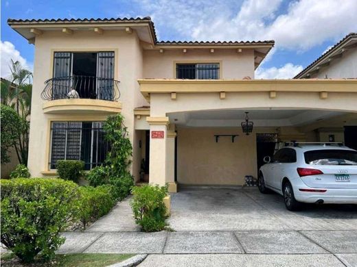 Luxury home in Panama City, Distrito de Panamá
