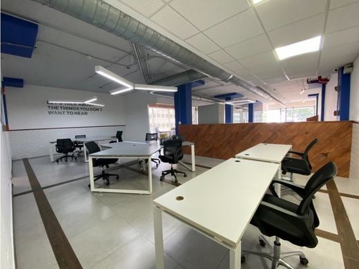 Офис, Bella Vista, Distrito de Donoso