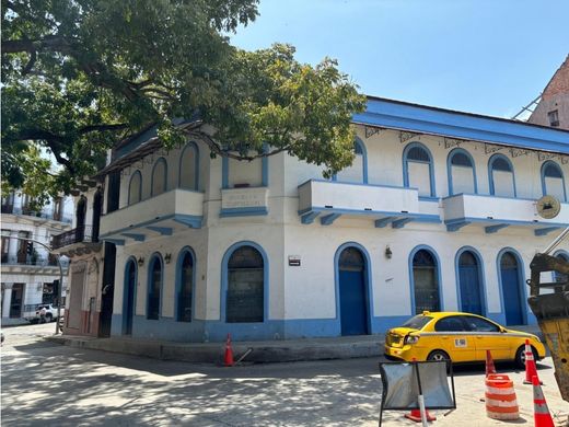 Wohnkomplexe in Panama-Stadt, Distrito de Panamá