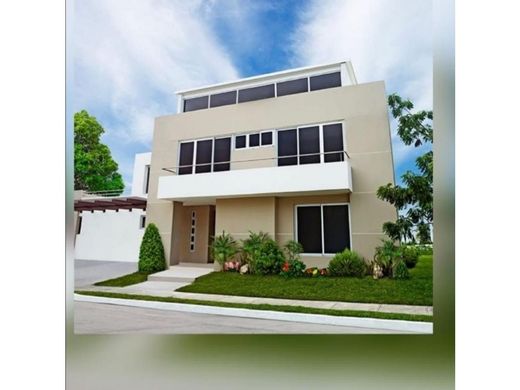 Luxury home in Panama City, Distrito de Panamá