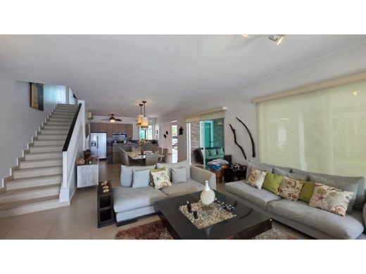 منزل ﻓﻲ Río Hato, Distrito de Antón