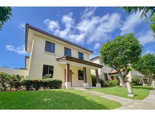 Casa de luxo - Arraiján, Distrito Arraiján