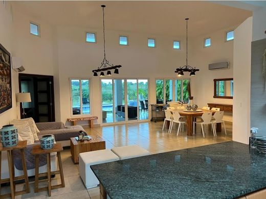 ‏בתי יוקרה ב  Bella Vista, Distrito de Donoso