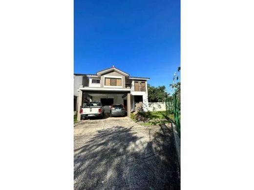 Casa di lusso a San Miguelito, Distrito San Miguelito