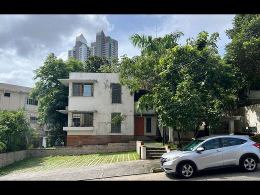 地皮  Bella Vista, Distrito de Donoso