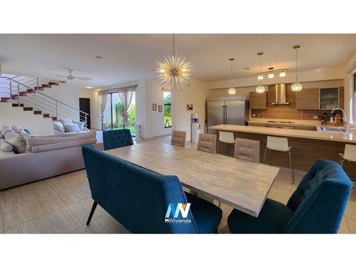 Luxury home in Arraiján, Distrito Arraiján