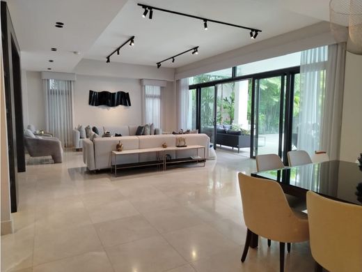 Luxury home in Río Hato, Distrito de Antón