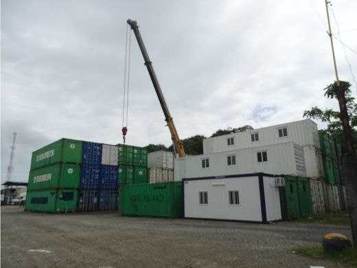 Cativá, Distrito de Colónの土地