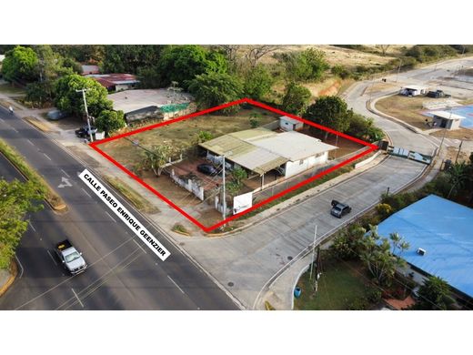 토지 / Chitré, Distrito de Chitré