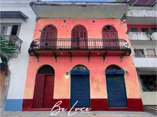 パナマシティ, Distrito de Panamáのアパートメント・コンプレックス