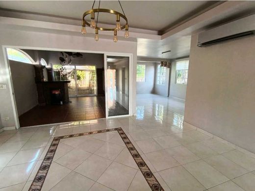 Luxury home in Panama City, Distrito de Panamá