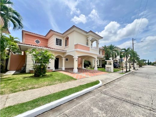 Luxury home in Panama City, Distrito de Panamá