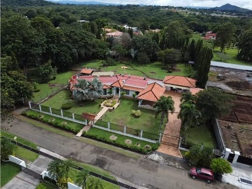 Maison de luxe à David, Distrito de David