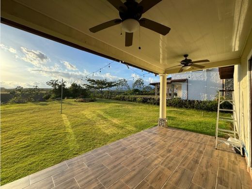 Casa de lujo en Boquete, Distrito de Boquete