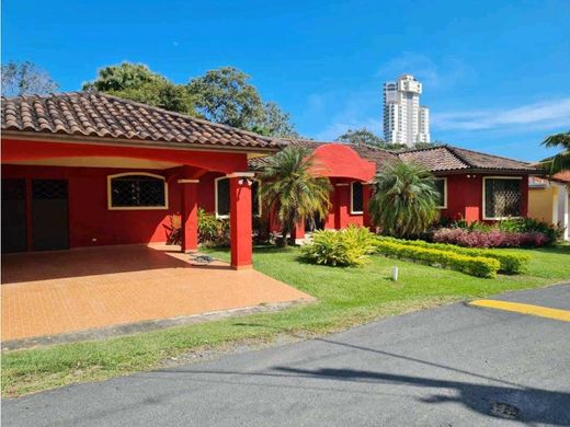 Luxus-Haus in San Carlos, Distrito de San Carlos