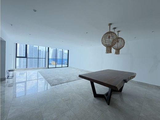 Apartment / Etagenwohnung in Paitilla, Distrito de Panamá