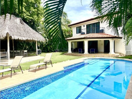 Luxury home in Buenaventura, Distrito de Portobelo