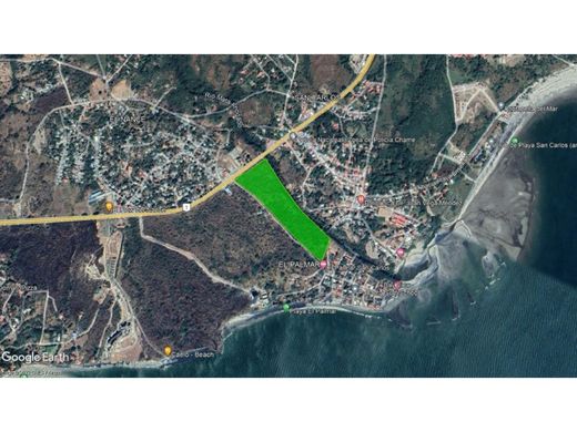 Grond in San Carlos, Distrito de San Carlos